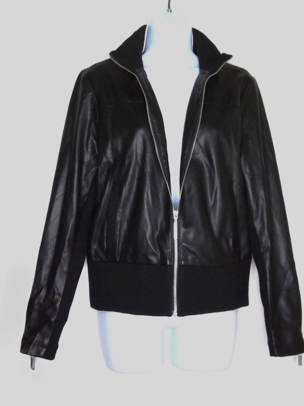 New G by Giuliana Jacket Faux Leather Motorcycle Bomber Zip Front & Sleeves Sz S